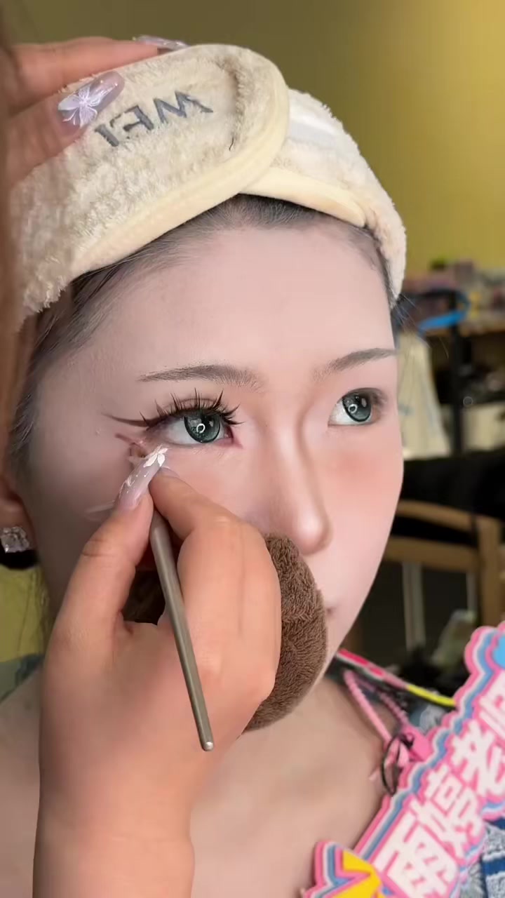 more.beauty - Video 26