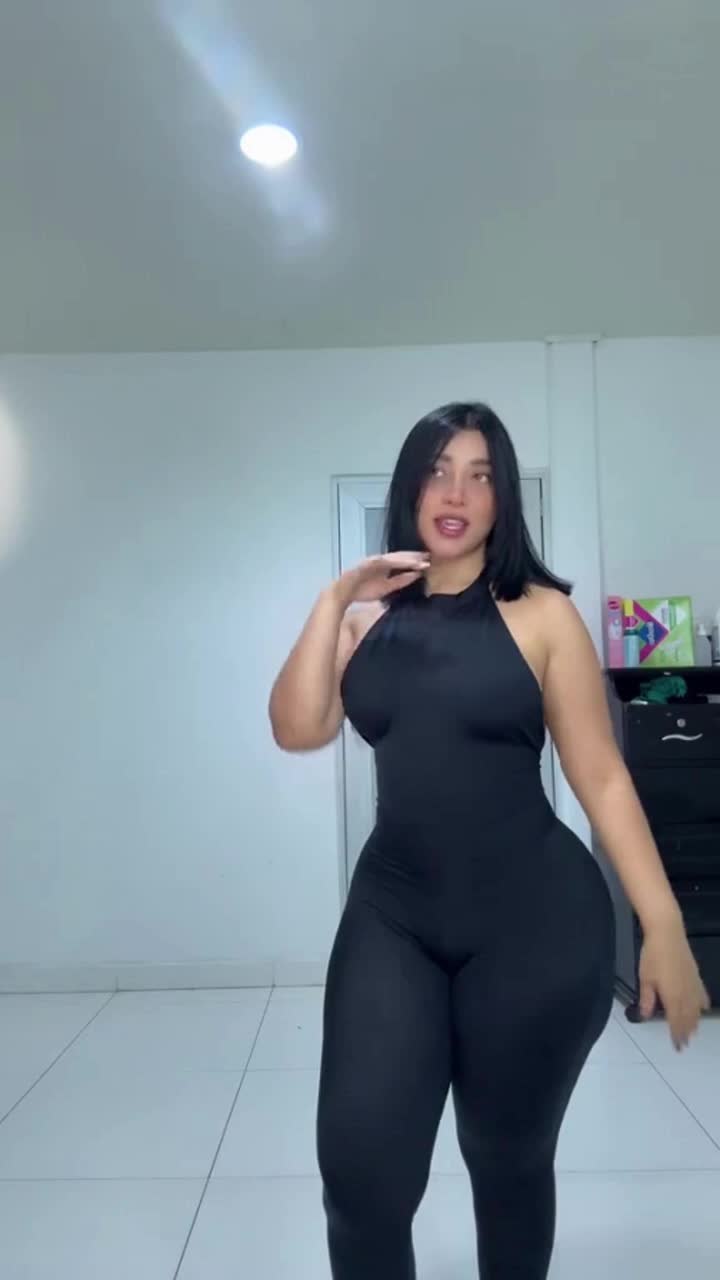 dazzlingbarbie412 - Video 17